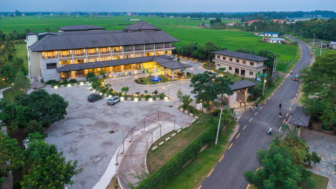 Soaltee Westend Resort Chitwan Exterior foto