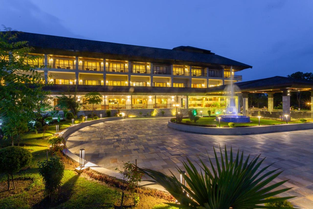 Soaltee Westend Resort Chitwan Exterior foto