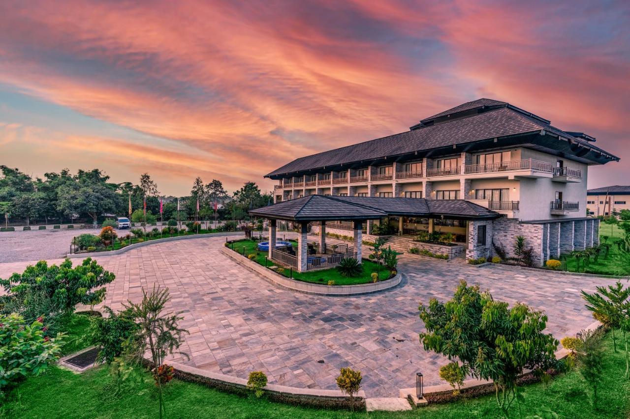 Soaltee Westend Resort Chitwan Exterior foto